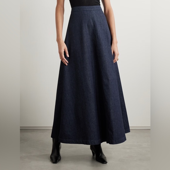Nili Lotan Dresses & Skirts - Nili lotan Astrid denim skirt 32 nwt maxi